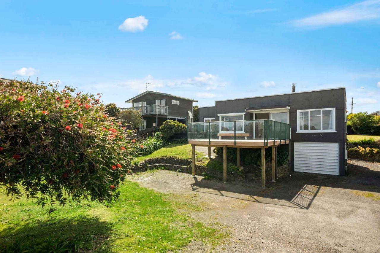 The Green Trout - Paraparaumu Beach Holiday Home Luaran gambar